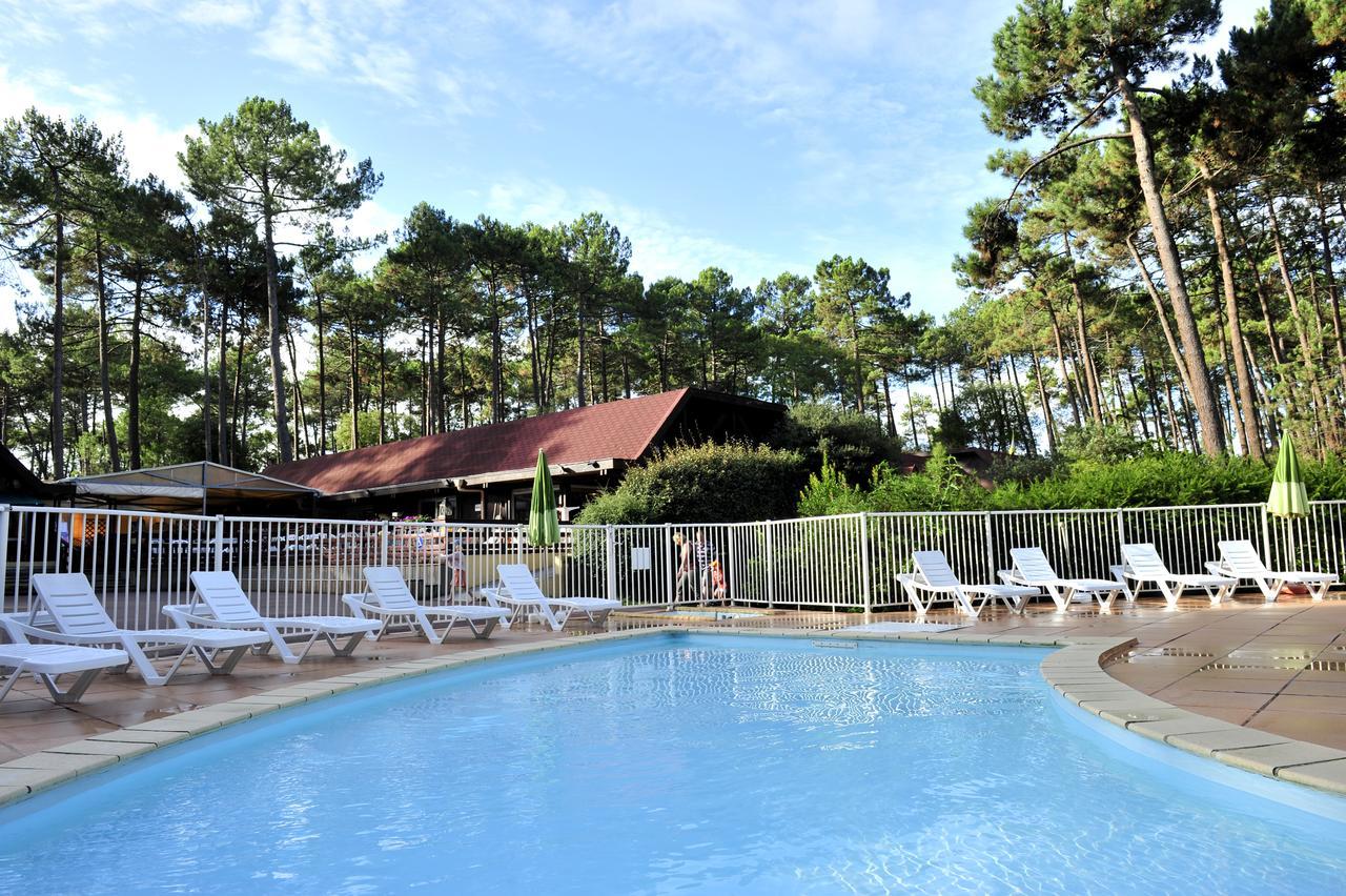 Hotel Les Bruyères Maubuisson Esterno foto