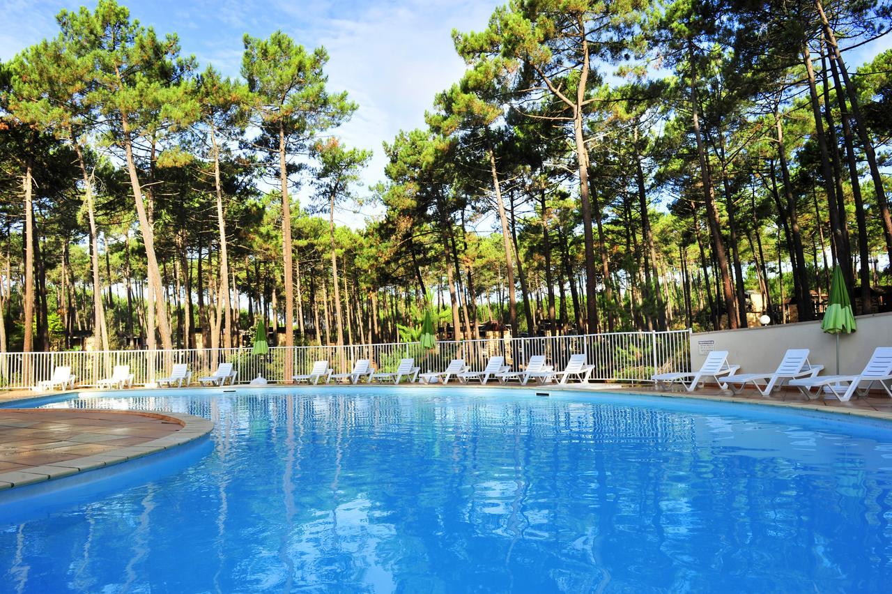 Hotel Les Bruyères Maubuisson Esterno foto
